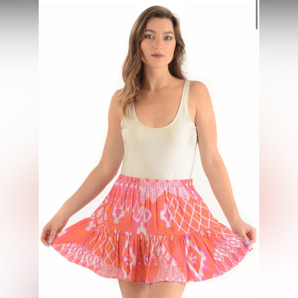 Walker & Wade Boho Mini Skirt Flamingo Ikat Skirt size women’s Small NWT AOP